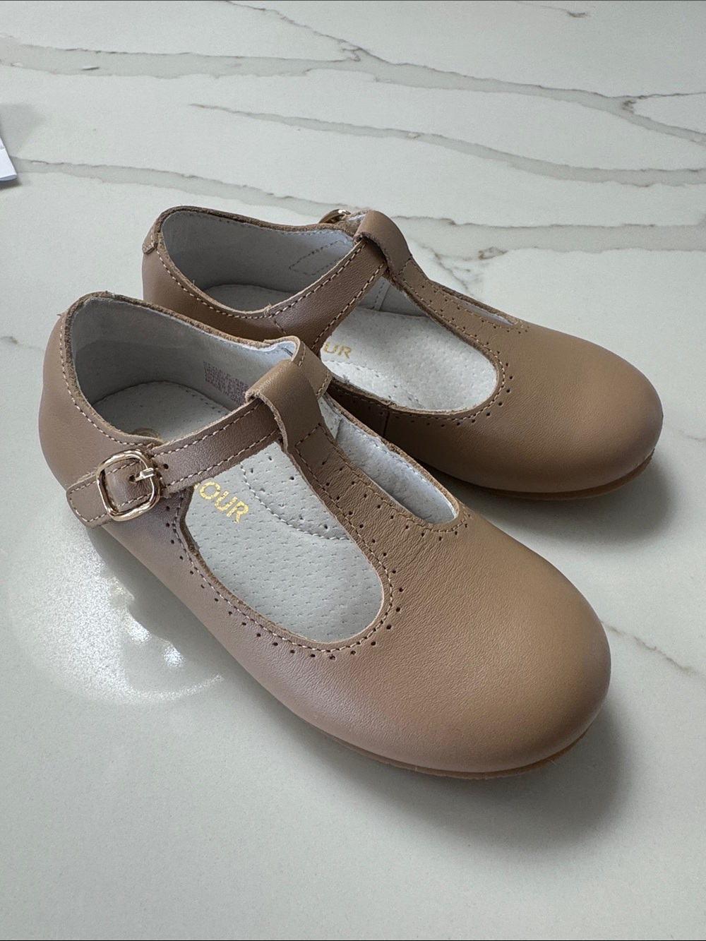 L'Amour Girls' T‑Strap Dress Shoes in Tan